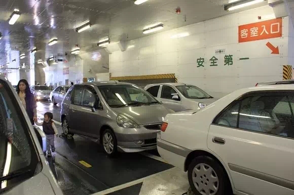 熊本渡輪汽車船倉