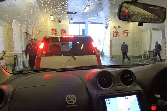 熊本渡輪-汽車上岸