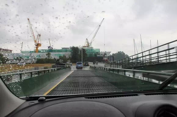 熊本渡輪-汽車上岸